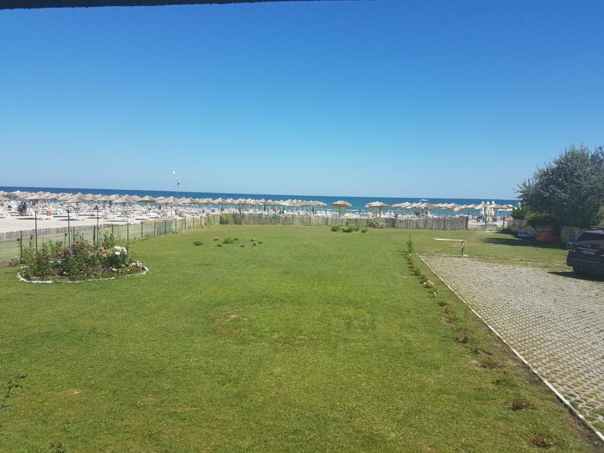 Le Reve Apartment Mamaia Nord Экстерьер фото